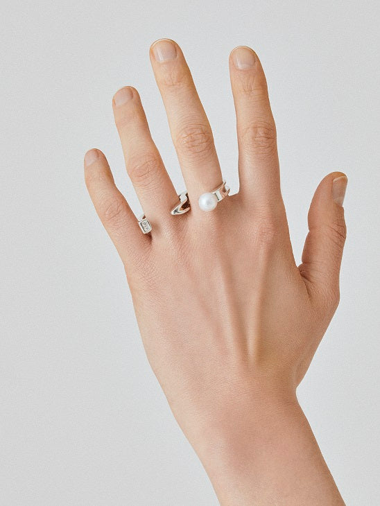 CONTOURS E RING