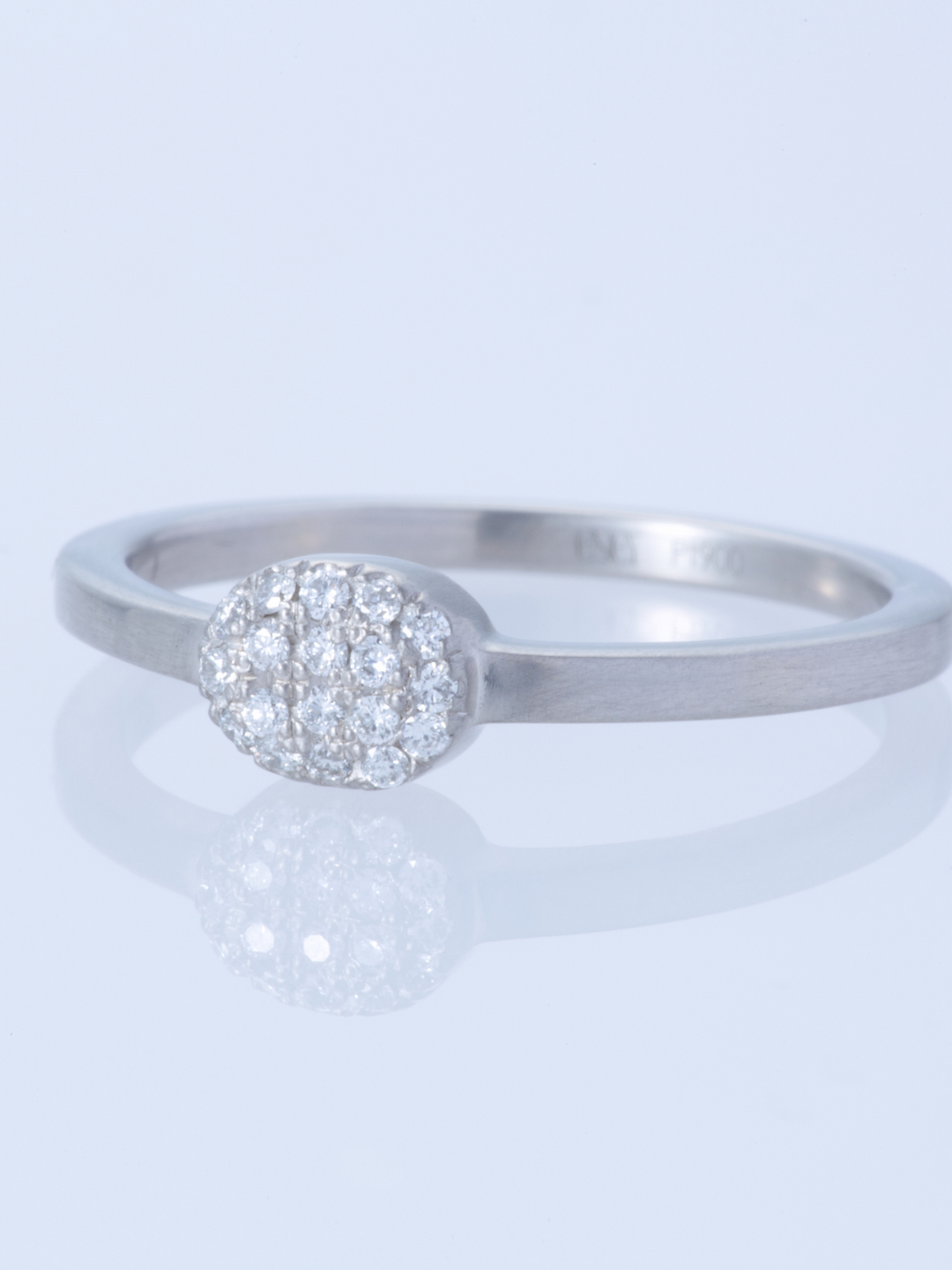 FULL MOON MELEE DIAMOND RING