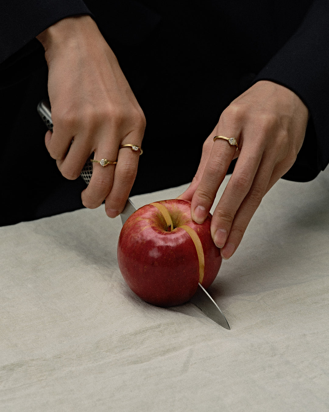 FULL MOON RICH RING