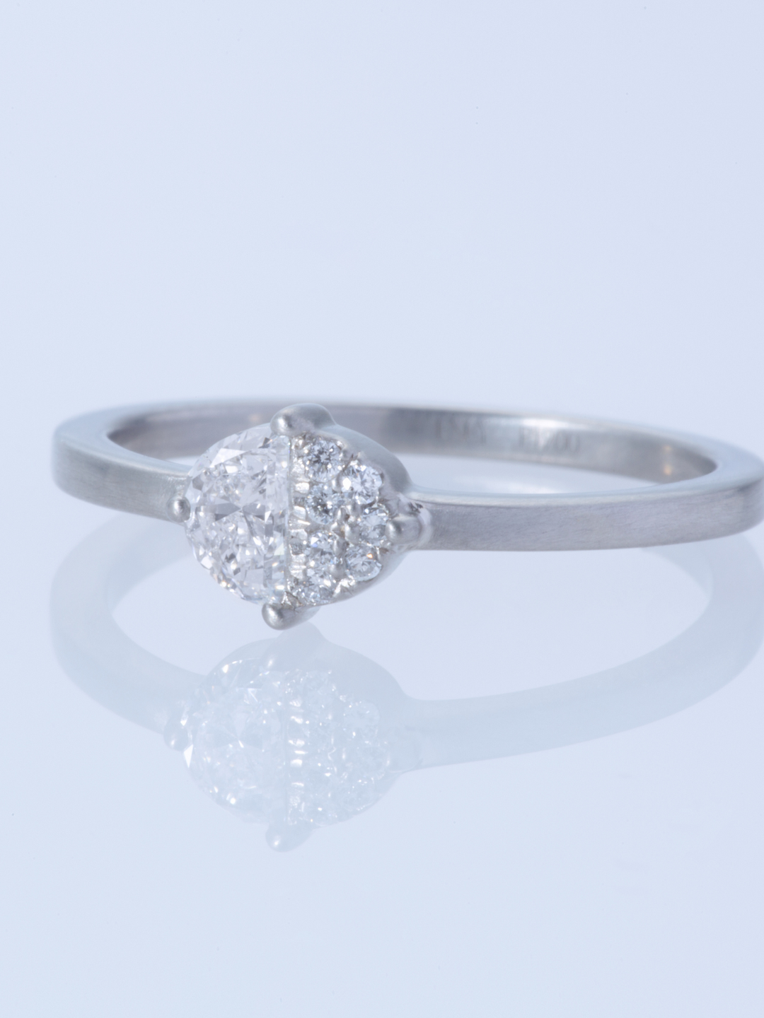 FULL MOON RICH RING