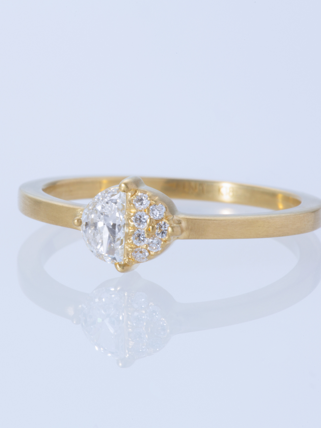 FULL MOON RICH RING