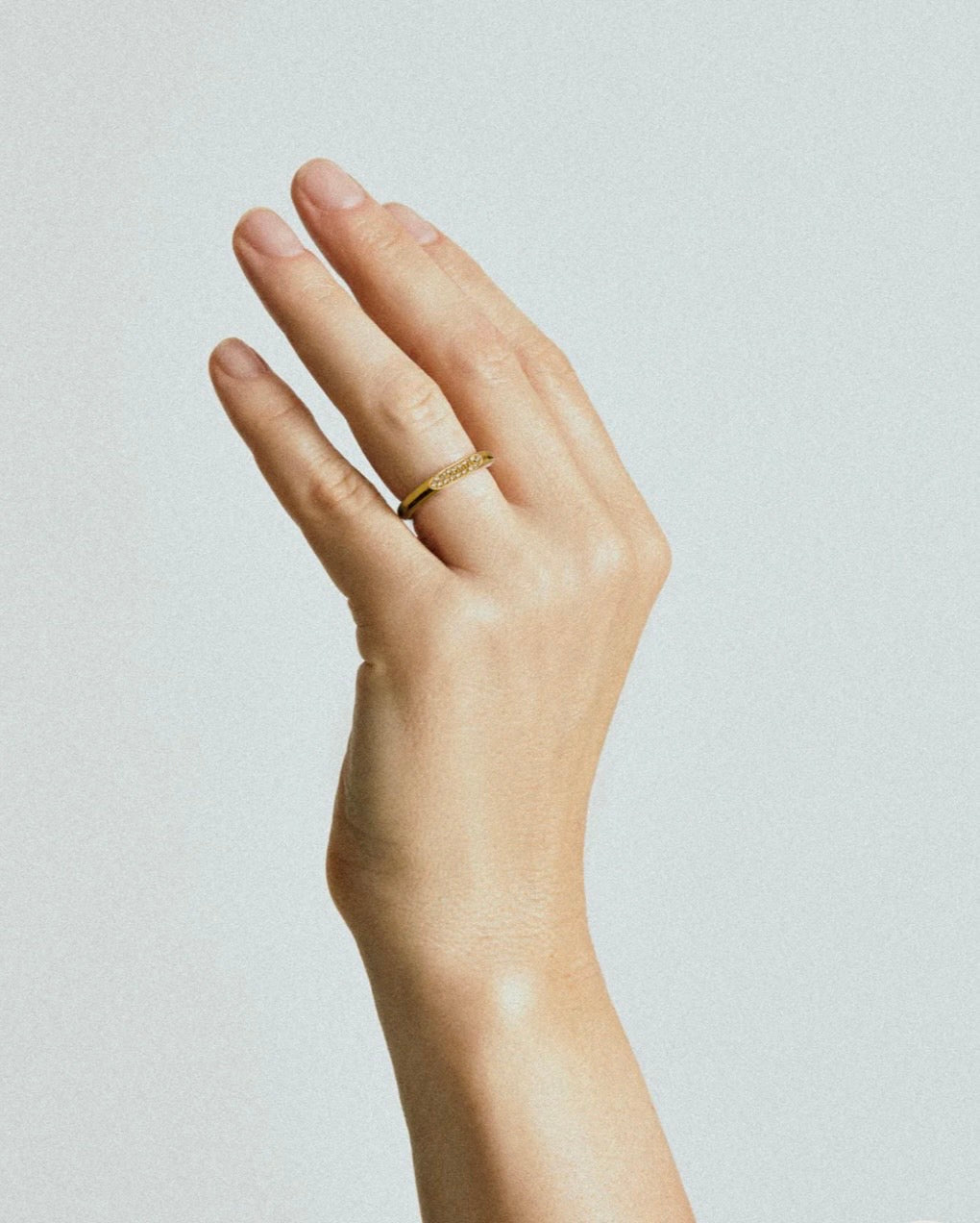 SURFACE MELEE DIAMOND MIRROR RING