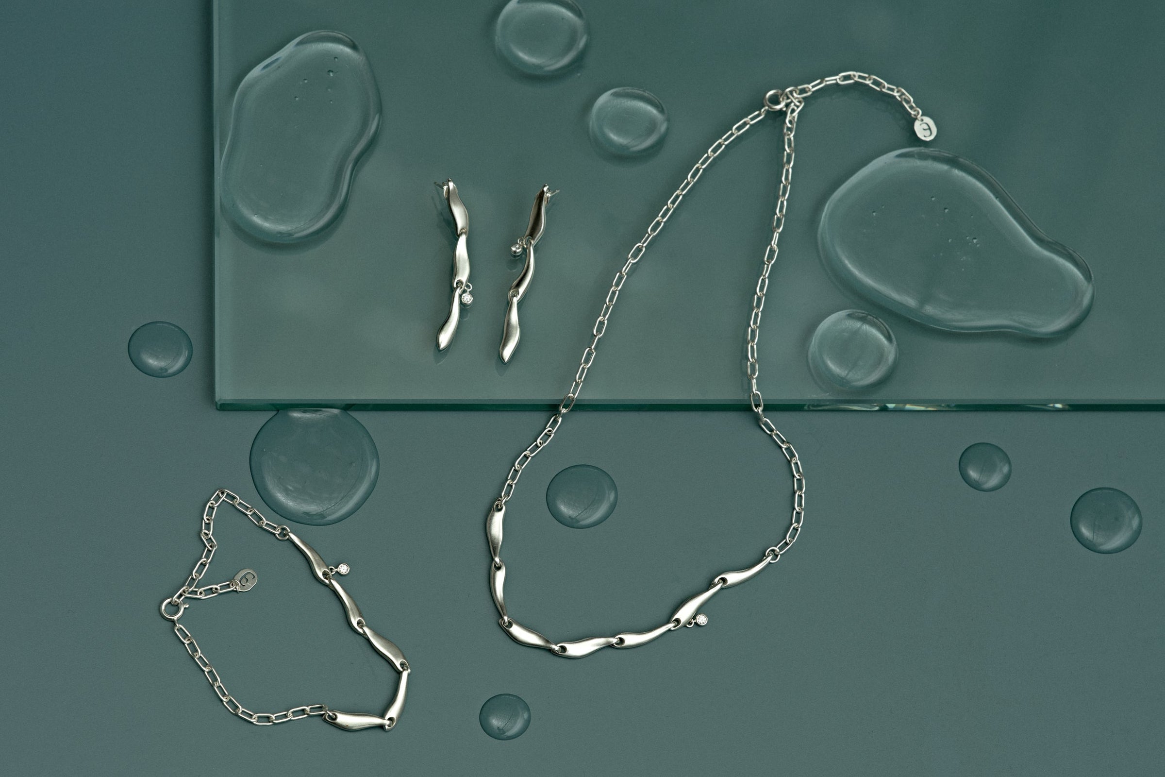Collection “FLOW”