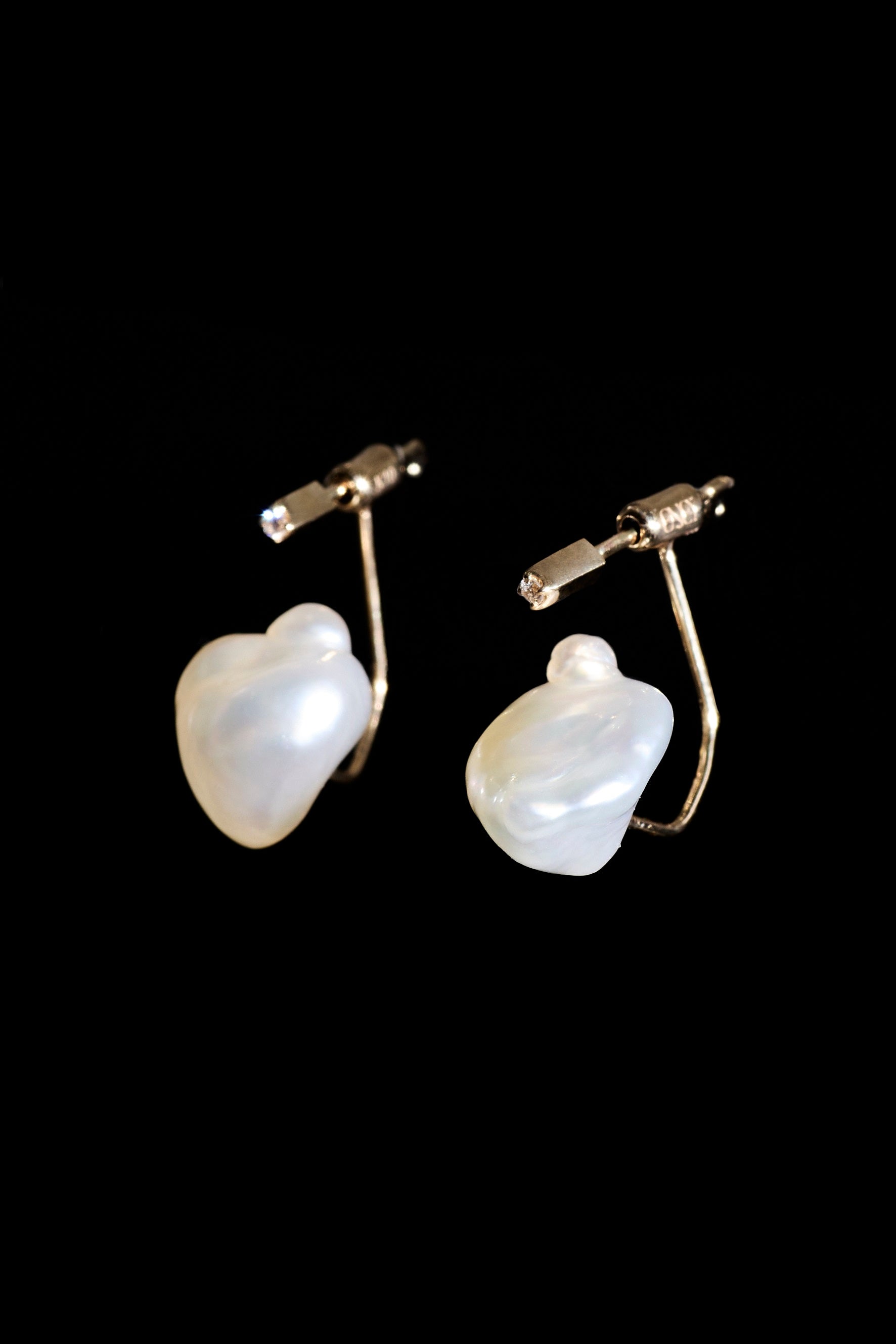 KESHI PEARL 10KYG STUD PIERCED EARRINGS / WHITE