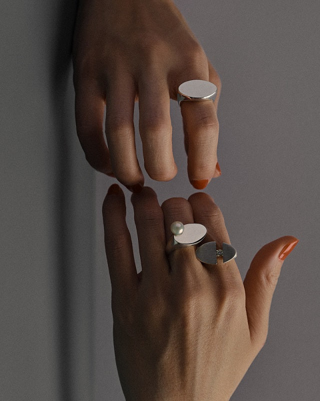 ARCH SV SIGNET RING