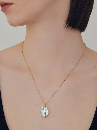 PETALS PEARL PENDANT TOP