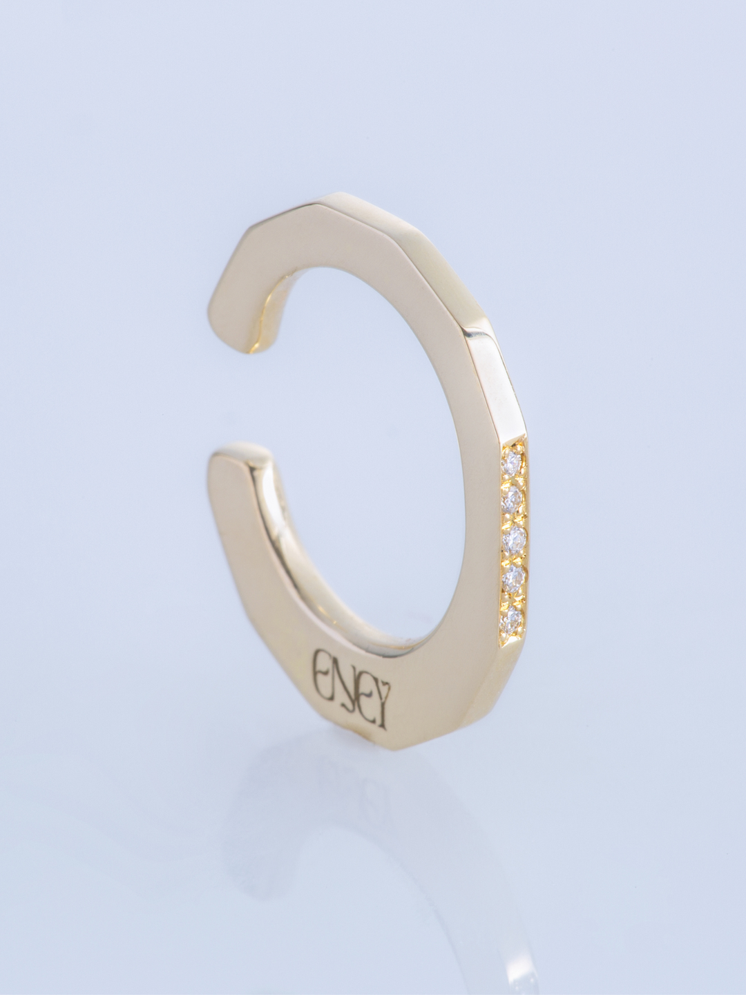 FULL MOON K10YG MELEE DIAMOND EAR CUFF