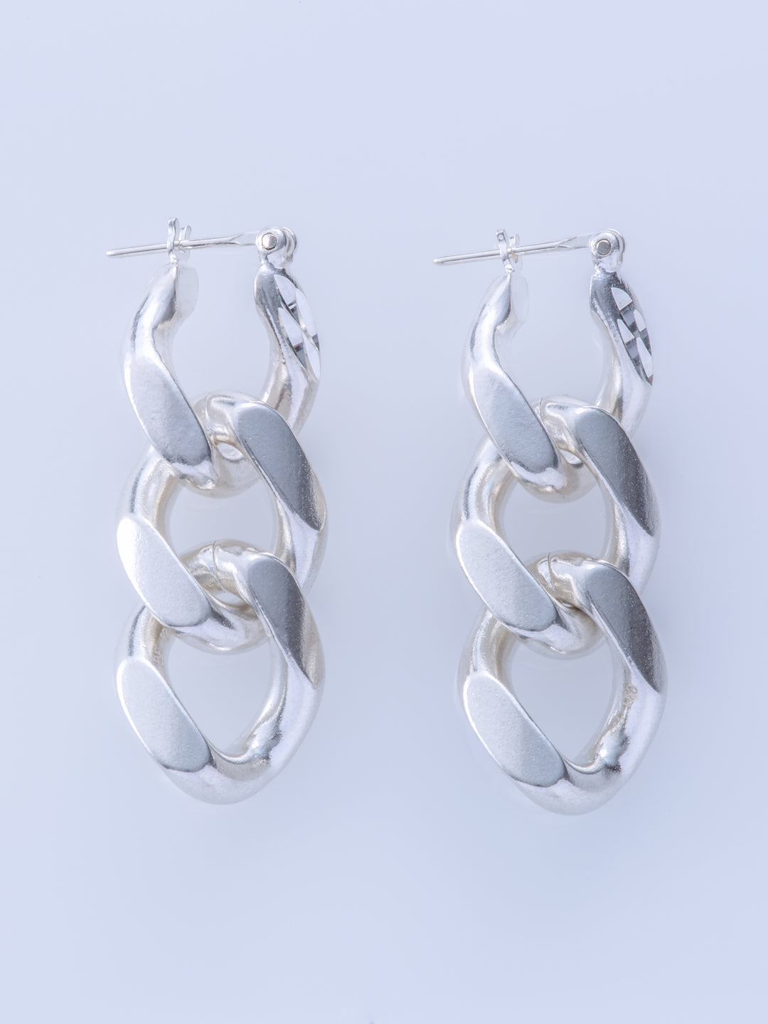 KIHEI DESIGN CUT TRIPLE PIERCED EARRINGS