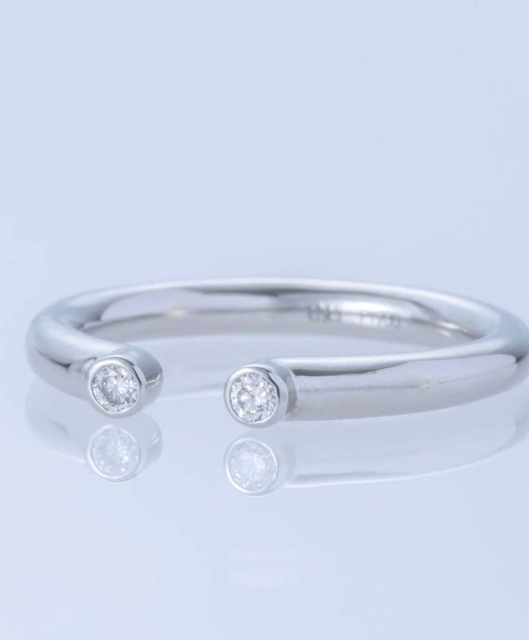 TWO PT900 DOUBLE MELEE RING